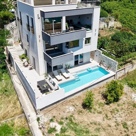 Pool 4 Leisure דירה *