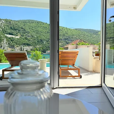 Pool 4 Leisure Apartman