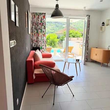 Pool 4 Leisure Apartman